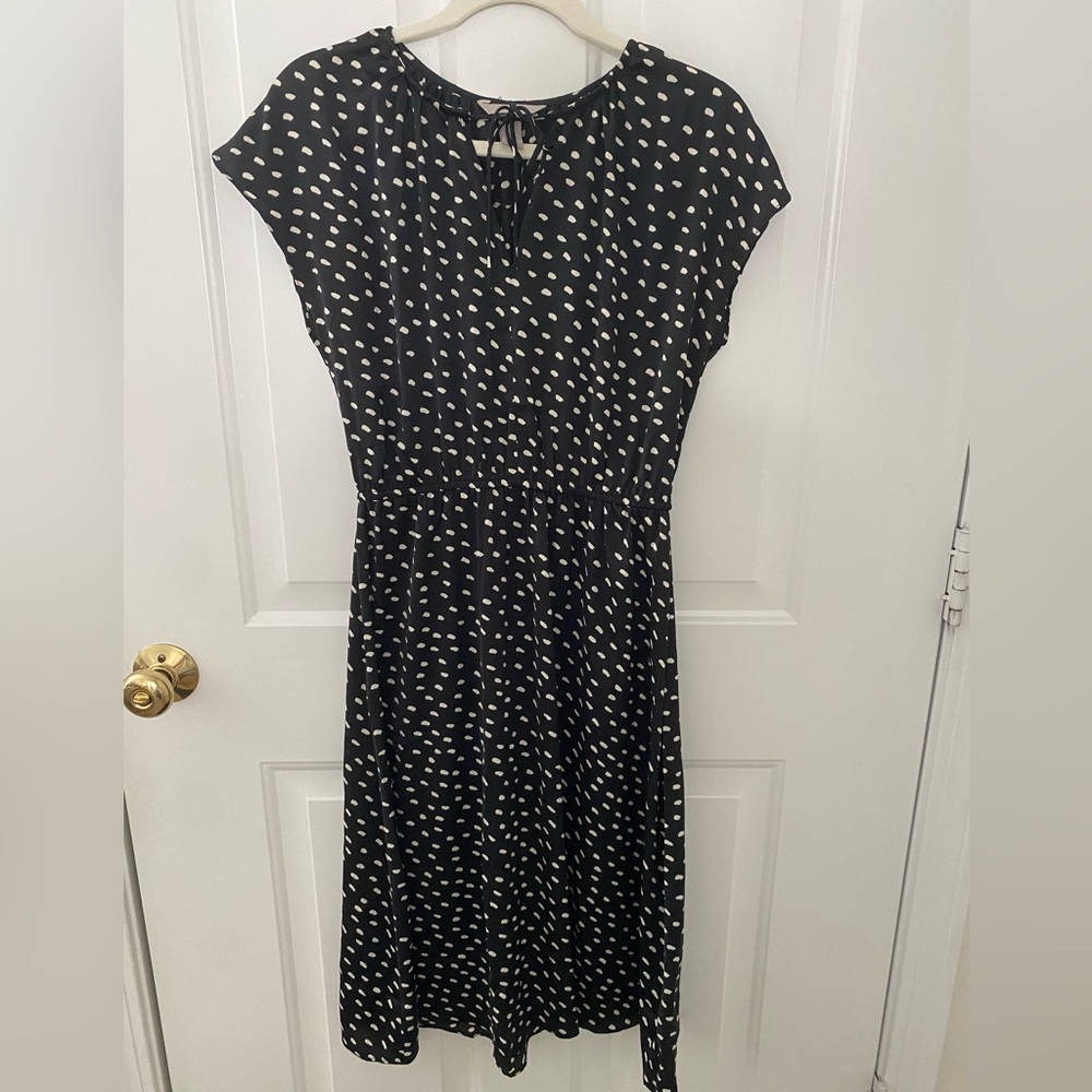 Black and white gorgeous flowy dress